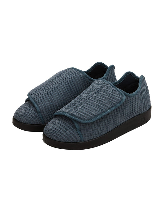 Men’s Slippers with Easy Closures – Adjustable Fit (Regular to Extra Wide)
