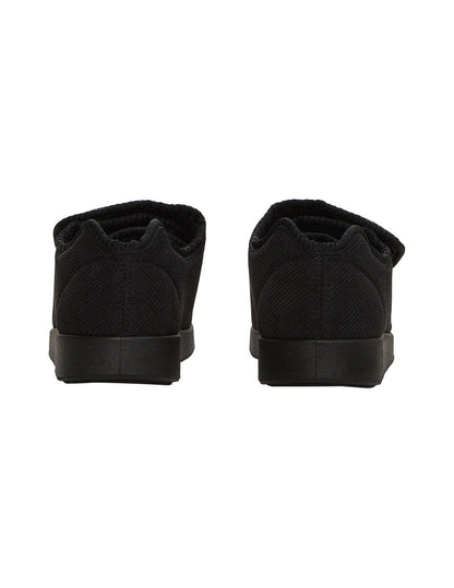 Women’s Slippers with Easy Closures – Adjustable Fit (Regular to Extra Wide)