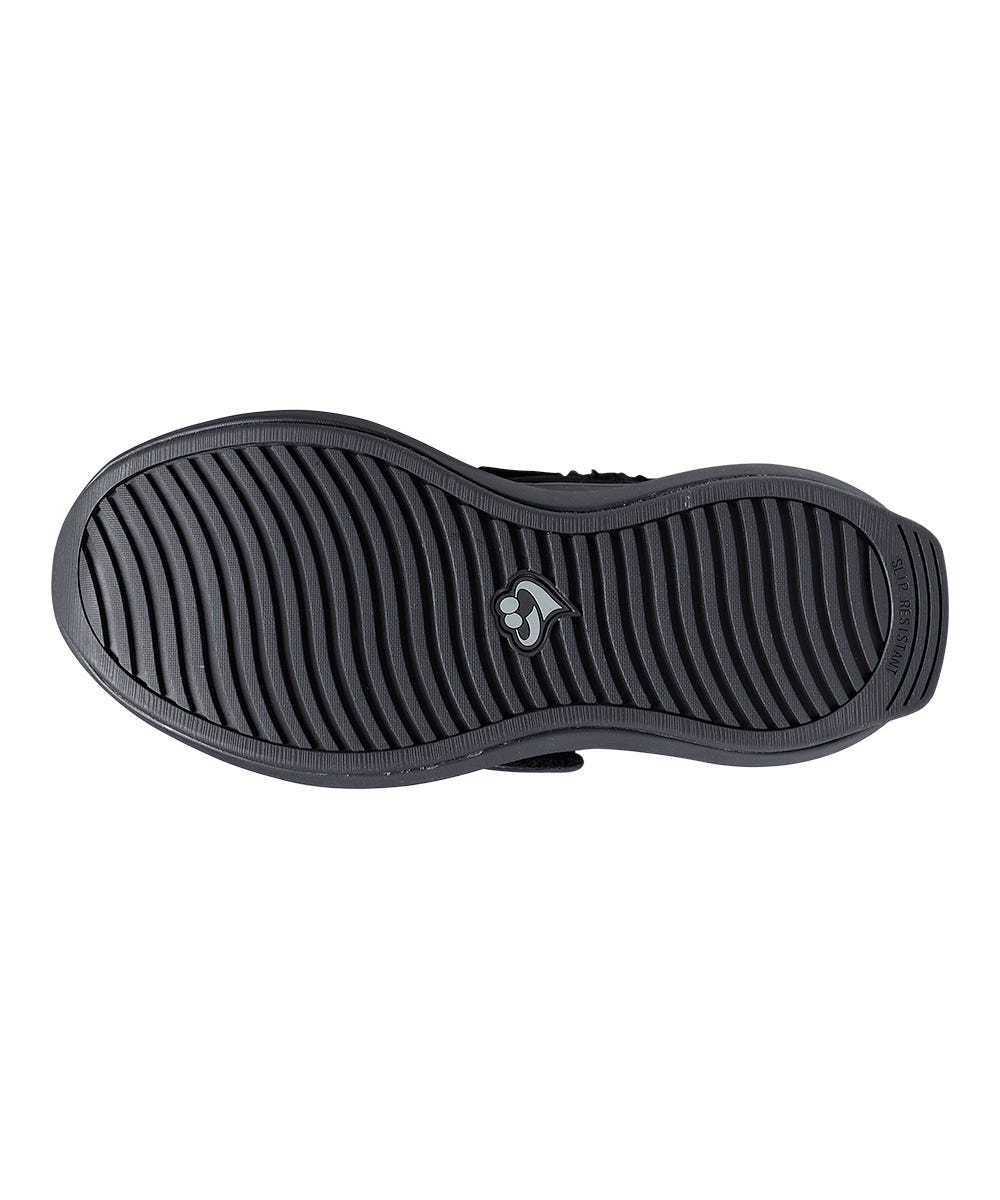 Women’s Shoes with Sherpa Lining – Adjustable Fit (Regular to Extra Wide)