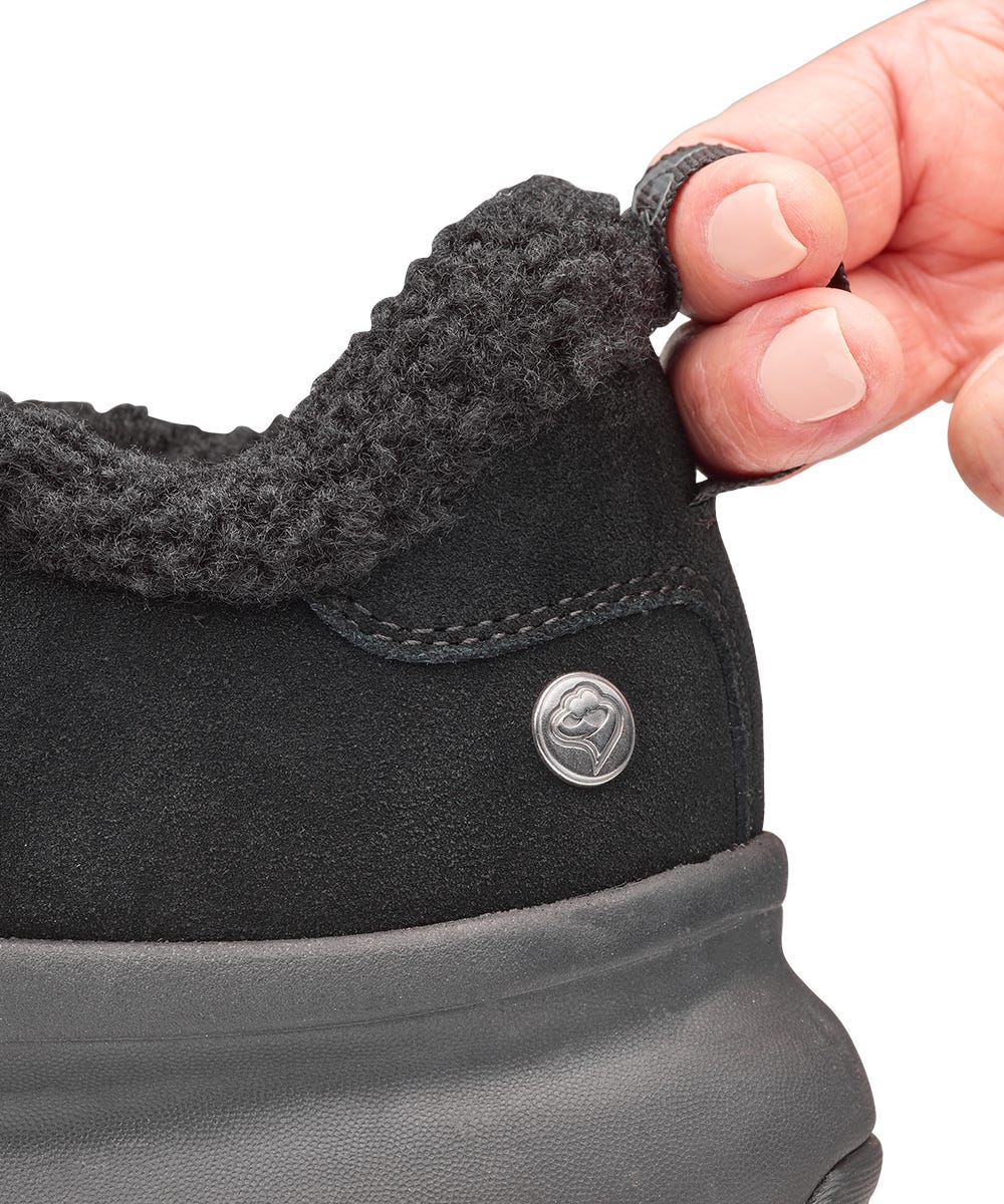 Women’s Shoes with Sherpa Lining – Adjustable Fit (Regular to Extra Wide)