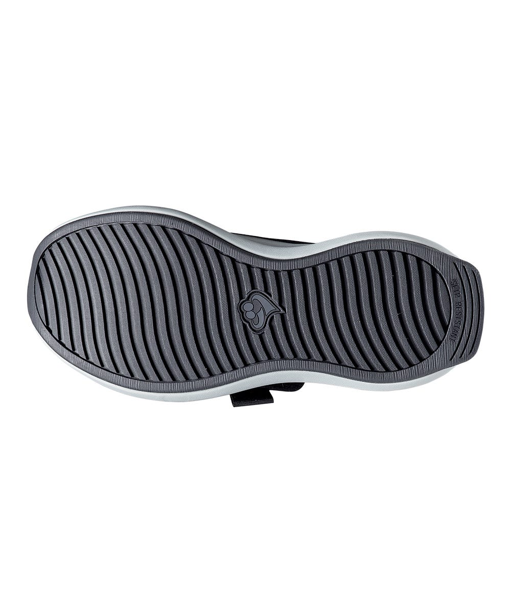 Women’s Comfort Shoes with Easy Closures – Adjustable Fit (Regular to Extra Wide)